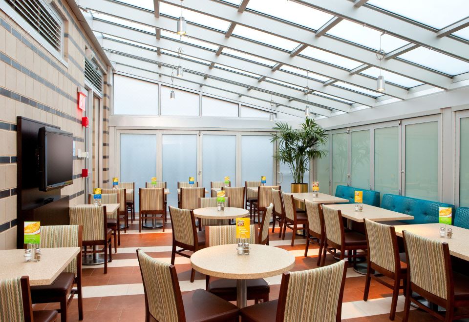 Holiday Inn Express - Times Square SouthOver view