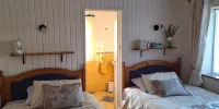 Moher House - Twin Room With Private Bathroom