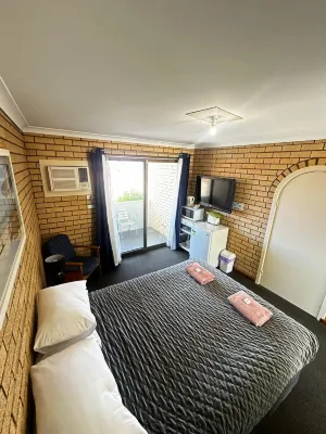 Ocean View Villas Hotels in Tarcoola Beach
