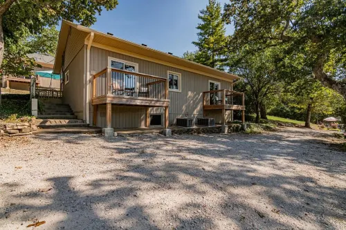 Cottages at Fair Haven Cove - parking