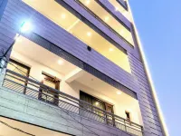 Pride Home Hotel dekat Kompleks Capitol