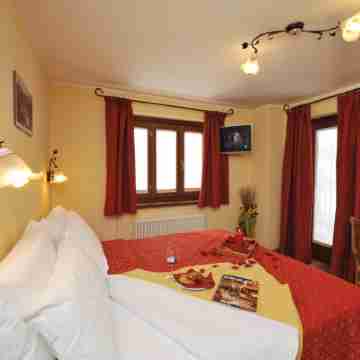 Hotel le Petit Abri Rooms