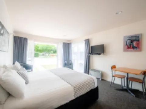 Lake Dunstan Motel Hotels in Cromwell