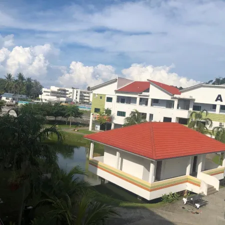 Walking Distance to the Beach, Pangkor