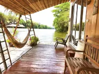 Tayan Resort River Kwai فنادق في Dan Makham Tia