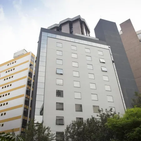 Royal Design Savassi Hotel Отели рядом с достопримечательностью «Площадь Свободы»