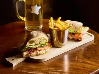 The Harcourt Arms Hoteles en Witney