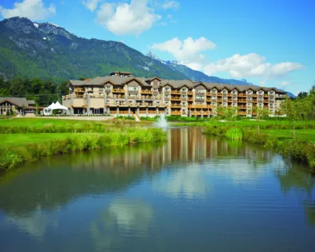 Executive Suites Hotel and Resort - Squamish BC Hotels in Squamish