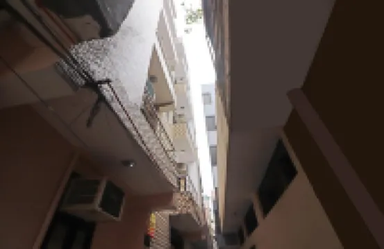 Hotel the Nines Hoteles cerca de Tomb of Adham Khan