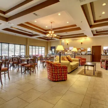 Holiday Inn Express & Suites LAUREL by IHG