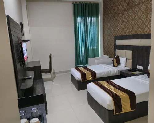 Eden Green Hotels in Sonepat