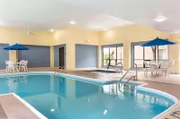 Days Inn by Wyndham Fargo