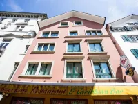 Hotel California Hotels in der Nähe von Zürichsee: Ostufer