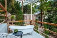 The River Maekampong Chiang Mai - Resorts