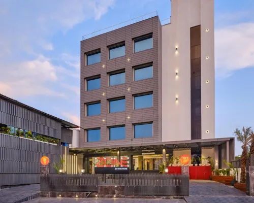 Zone by the Park Pathankot Hotels in Pathankot