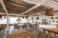 Itilo Traditional Hotel - Parking