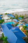 Puerto de San Juan Beach Resort Hotel and Residences - Meerblick