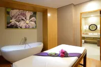 Surya Hotel & Cottages Prigen - spa