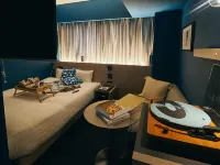 HOTEL SHE, OSAKA 弁天町站附近的飯店