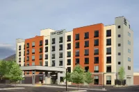 Four Points by Sheraton Penticton at the Convention Centre Hotels in 