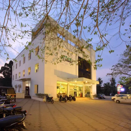 Hotel Park Residency Kuttiyadi