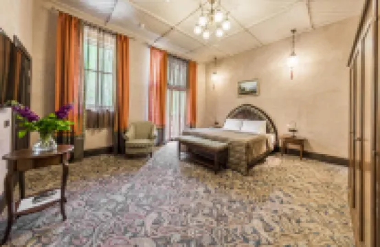 Russian Seasons Lermontov Boutique-Hotel