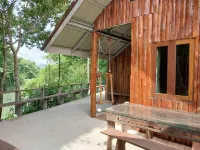 Teak@Teak Hôtels à : Kaeng Khoi