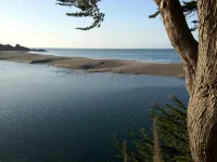 Gualala Surf Inn on the Ocean Bluff Hotels in Sea Ranch