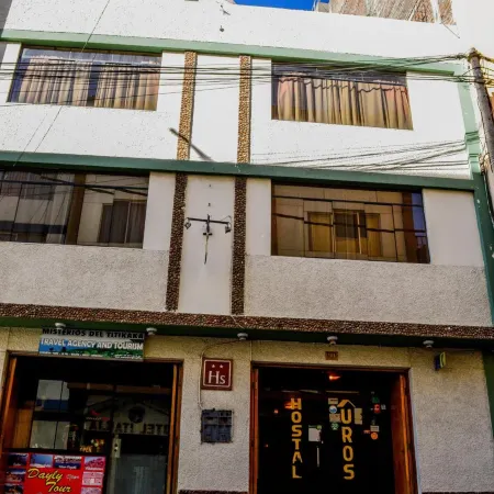 Hostal Los Uros