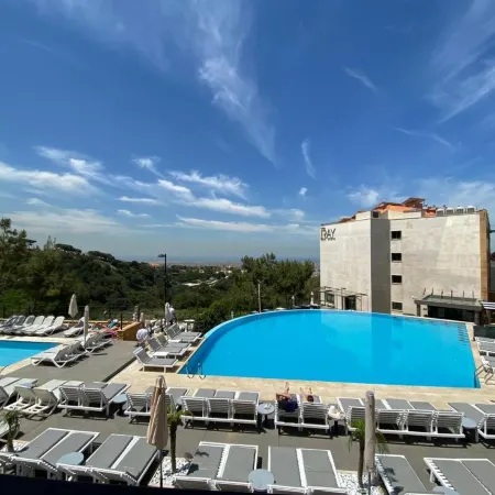 The Ray Hotel and Studios