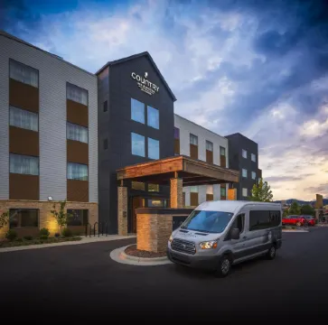 Country Inn & Suites by Radisson Asheville River Arts District