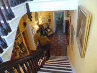 Holywell House - Parking