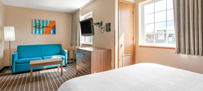 MainStay Suites Dubuque at Hwy 20 Отели в г. Дабук