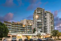Piermonde Apartments Cairns
