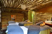 Annie's Boutique Guesthouse and Garden Spa - spa