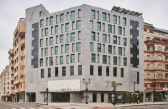 西肯格蘭大劇院飯店 Centro de Arte Caja de Burgos附近的飯店