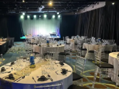 鷹阿魯巴度假村 鷹海灘酒店