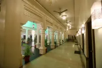Kohinoor Palace Hotels in Faizabad
