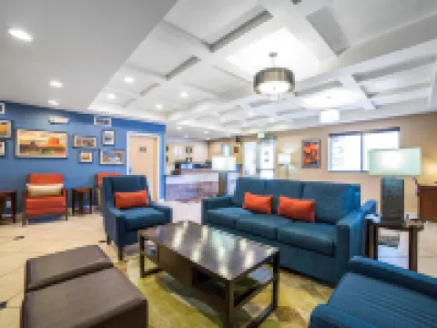 コンフォート イン & スイーツ オレム - プロボ オレムのホテル