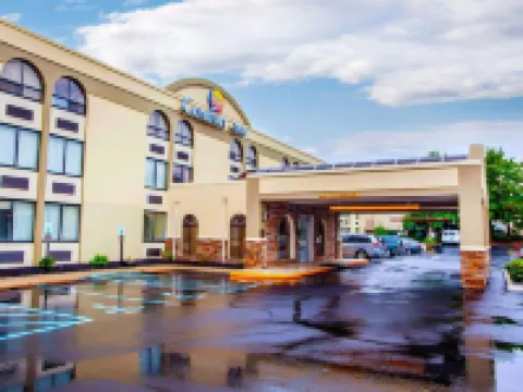 Comfort Inn Edison - New Brunswick Hotels in Edison