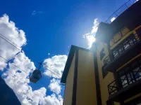 Grand Hotel 돔베이 호텔