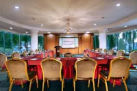 아스톤 카리문 시티 호텔