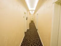 Invite Hotel Andropova 鄰近Kantemirovskaya地鐵站的酒店