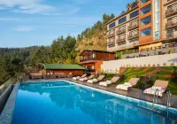 Justa Cliffend Resort & Spa, Mashobra