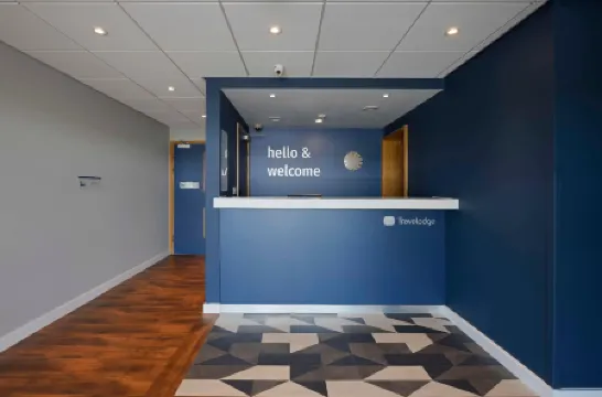 旅屋酒店-阿什本