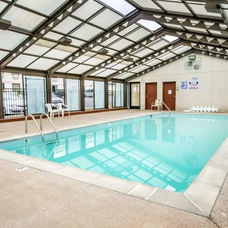 Econo Lodge London North