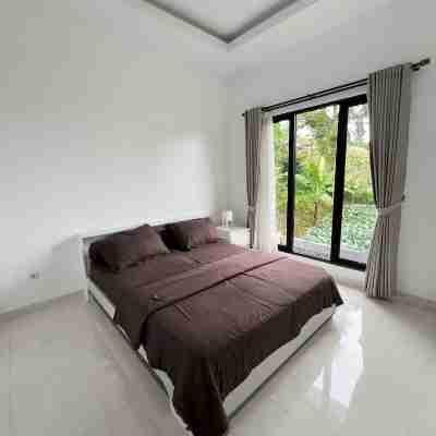 Moment Villa Bandung Rooms