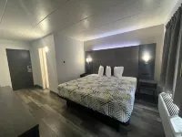 Motel 6 Chicago, IL - Halsted Hotels near Bronzeville Children's Museum
