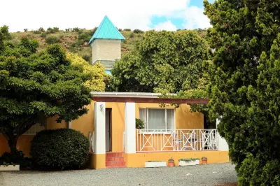 The Lighthouse Guesthouse โรงแรมใน