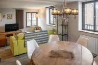 Logis Hotel-Restaurant le Relais d'Aligre - ที่มีที่จอดรถ